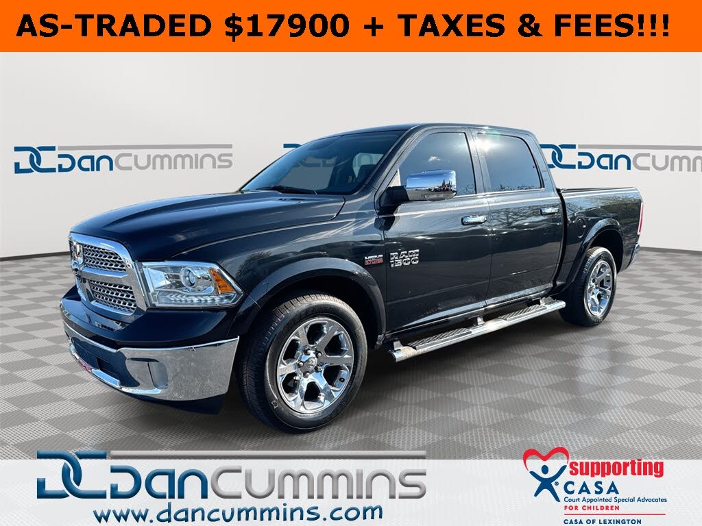 2017 RAM 1500 Laramie Crew Cab 4WD
