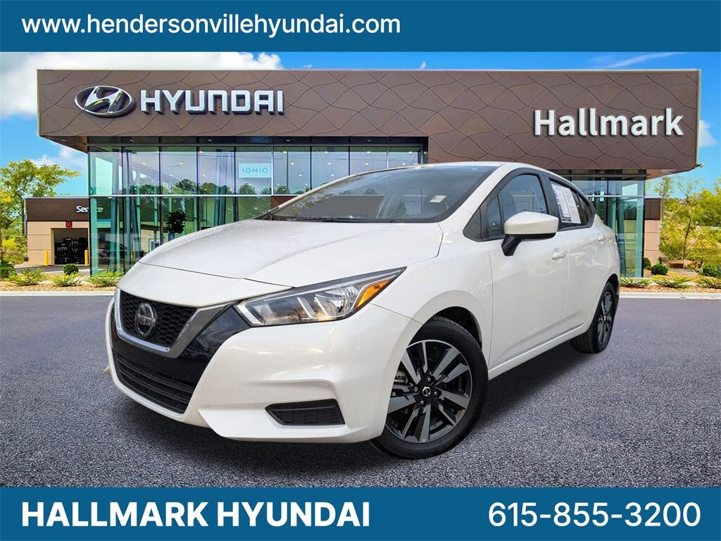 2022 Nissan Versa SV FWD