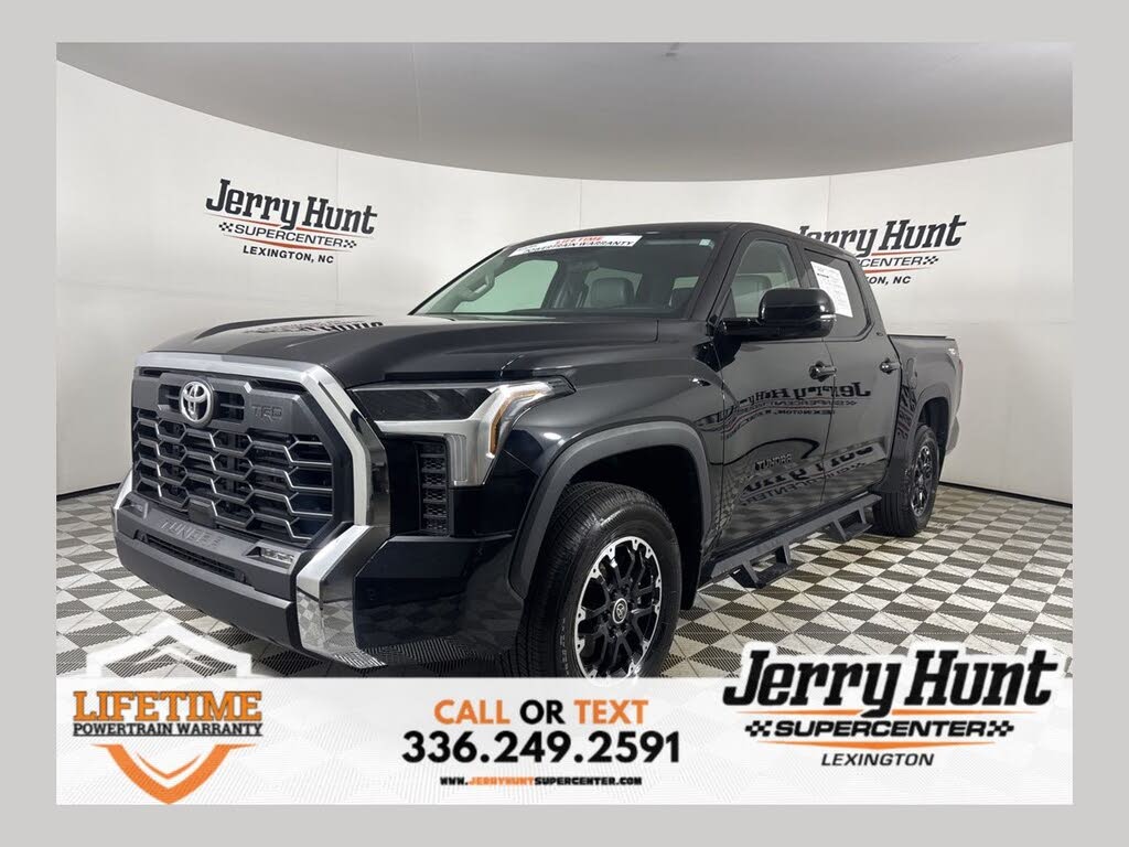 2022 Toyota Tundra SR5 CrewMax Cab 4WD