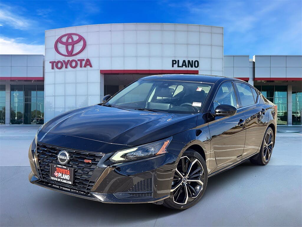 2023 Nissan Altima 2.5 SR FWD