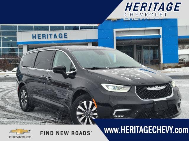 2024 Chrysler Pacifica Hybrid Select FWD