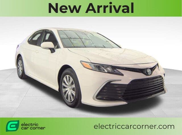 2024 Toyota Camry Hybrid LE FWD