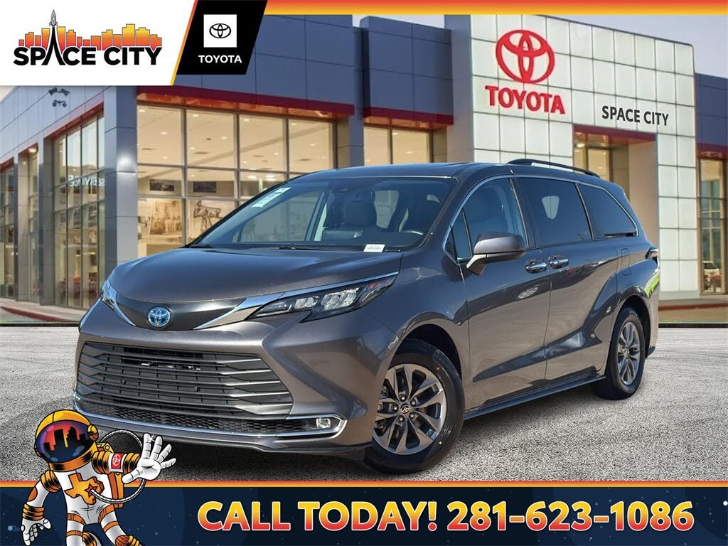 2024 Toyota Sienna XLE 7-Passenger FWD