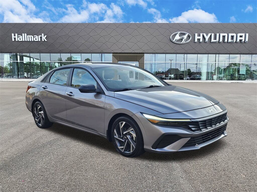 2025 Hyundai Elantra SEL Sport FWD