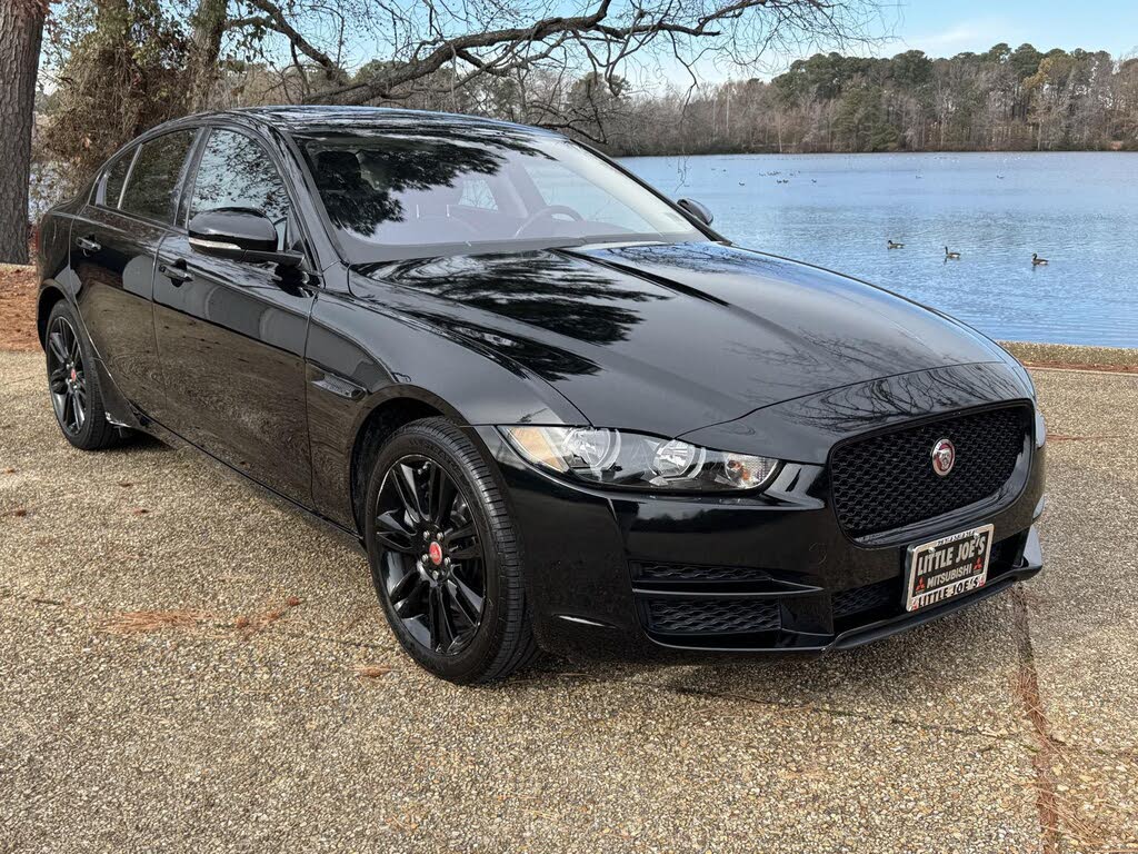 2019 Jaguar XE 25t Prestige AWD
