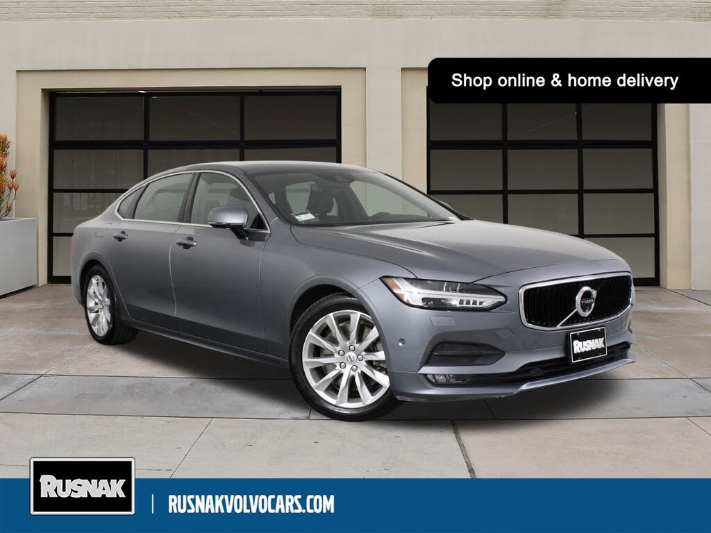 2019 Volvo S90 T6 Momentum AWD