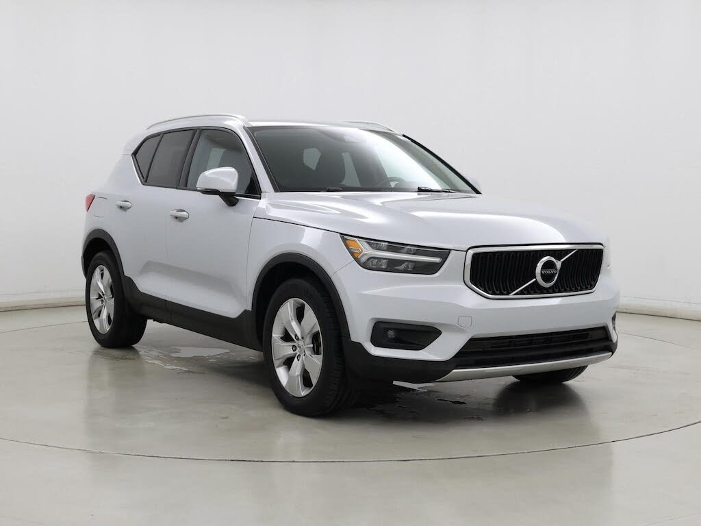 2021 Volvo XC40 T4 Momentum FWD