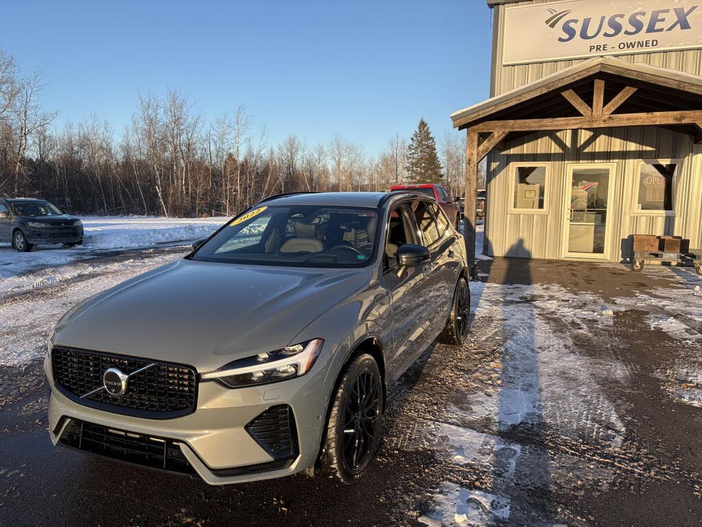 2022 Volvo XC60 T8 Recharge R-Design ER eAWD