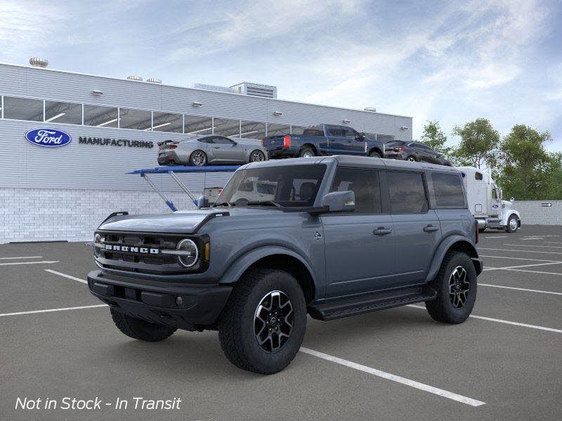 2025 Ford Bronco Outer Banks 4-Door 4WD