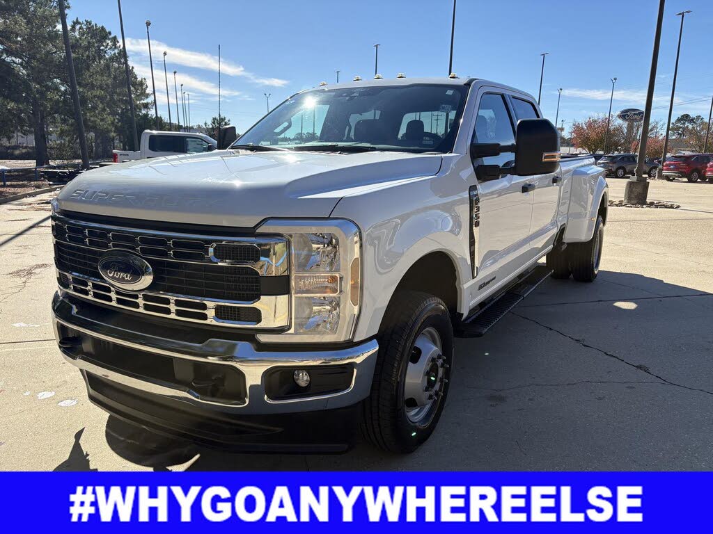2025 Ford F-350 Super Duty XLT Crew Cab LB DRW 4WD