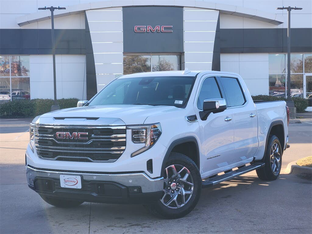 2026 GMC Sierra 1500 SLT Crew Cab RWD