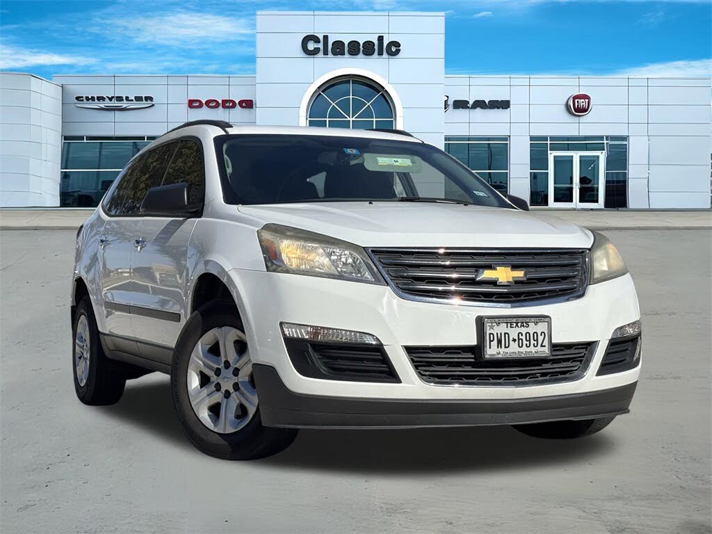 2017 Chevrolet Traverse LS FWD