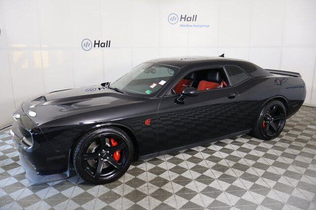 2017 Dodge Challenger SRT Hellcat RWD
