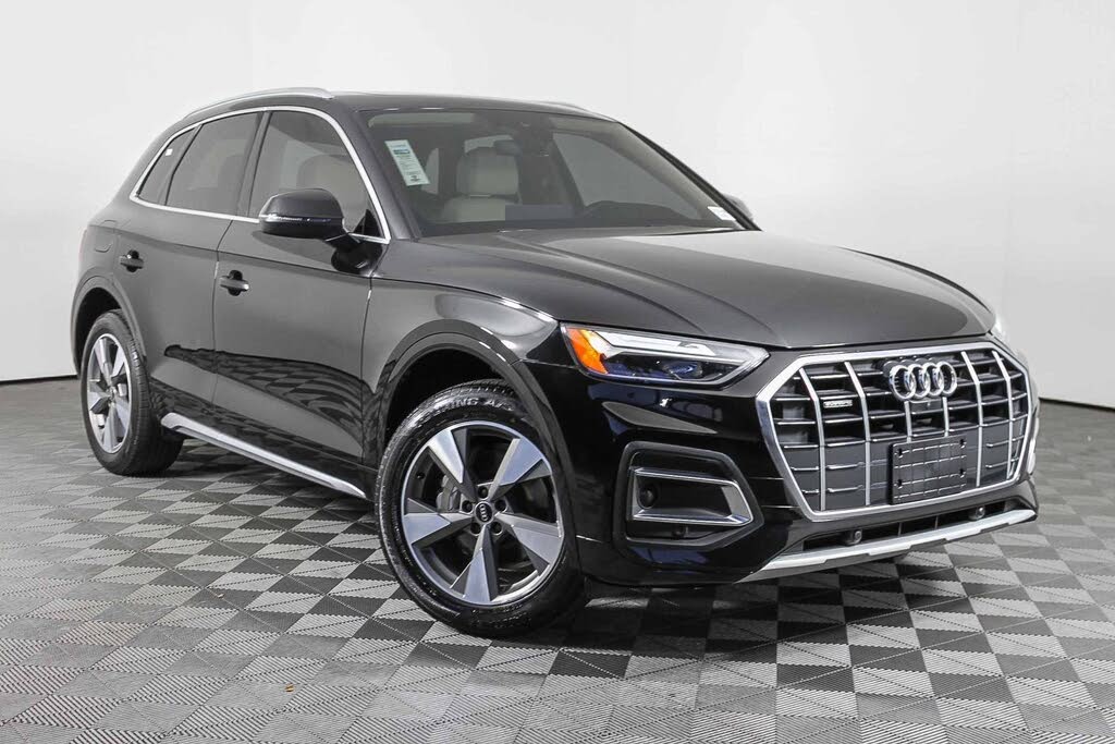 2022 Audi Q5 quattro Premium Plus 40 TFSI