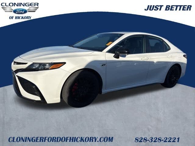 2022 Toyota Camry SE FWD