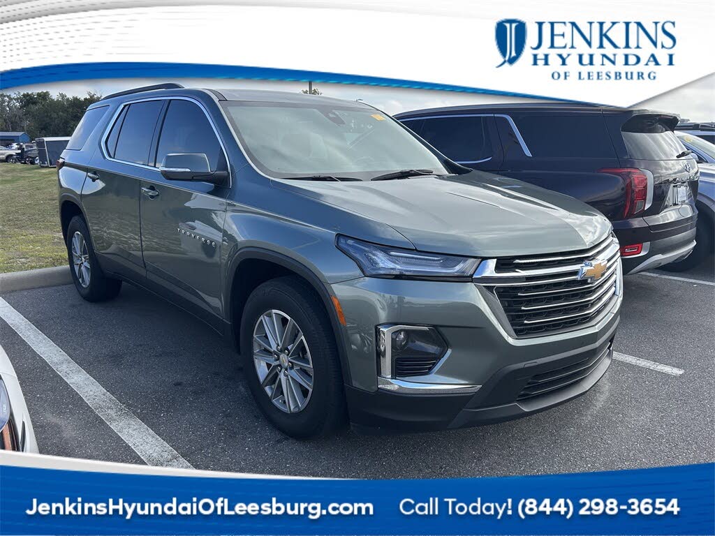2023 Chevrolet Traverse LT Cloth FWD