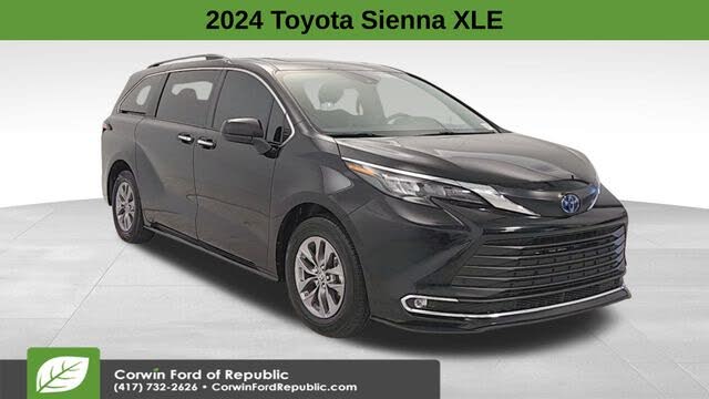 2024 Toyota Sienna XLE 7-Passenger FWD