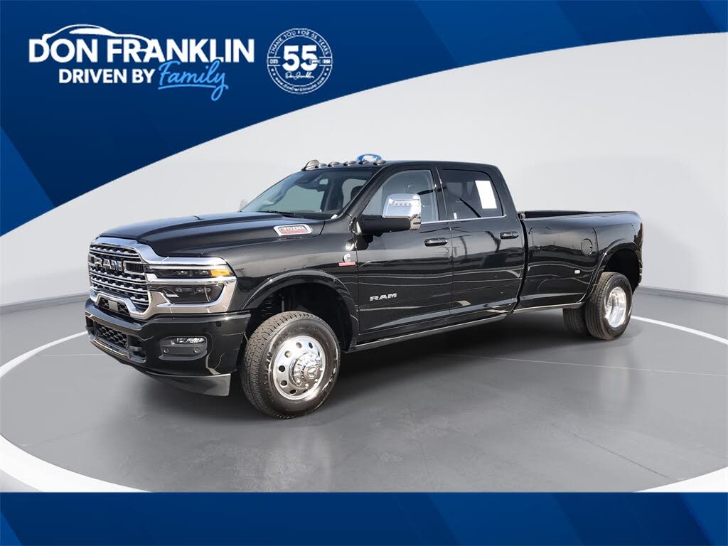 2025 RAM 3500 Limited Crew Cab LB DRW 4WD