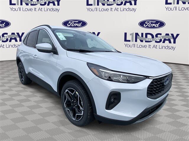 2026 Ford Escape Platinum AWD