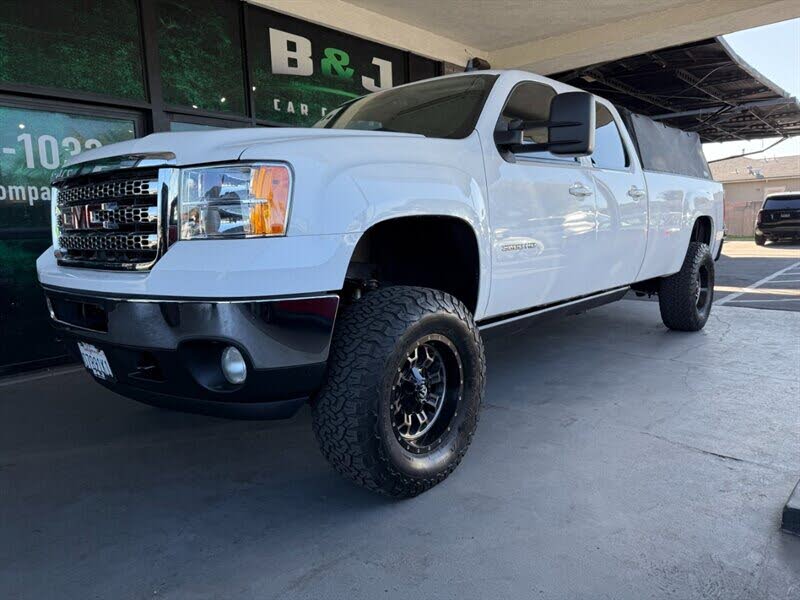 2013 GMC Sierra 3500HD SLT Crew Cab 4WD