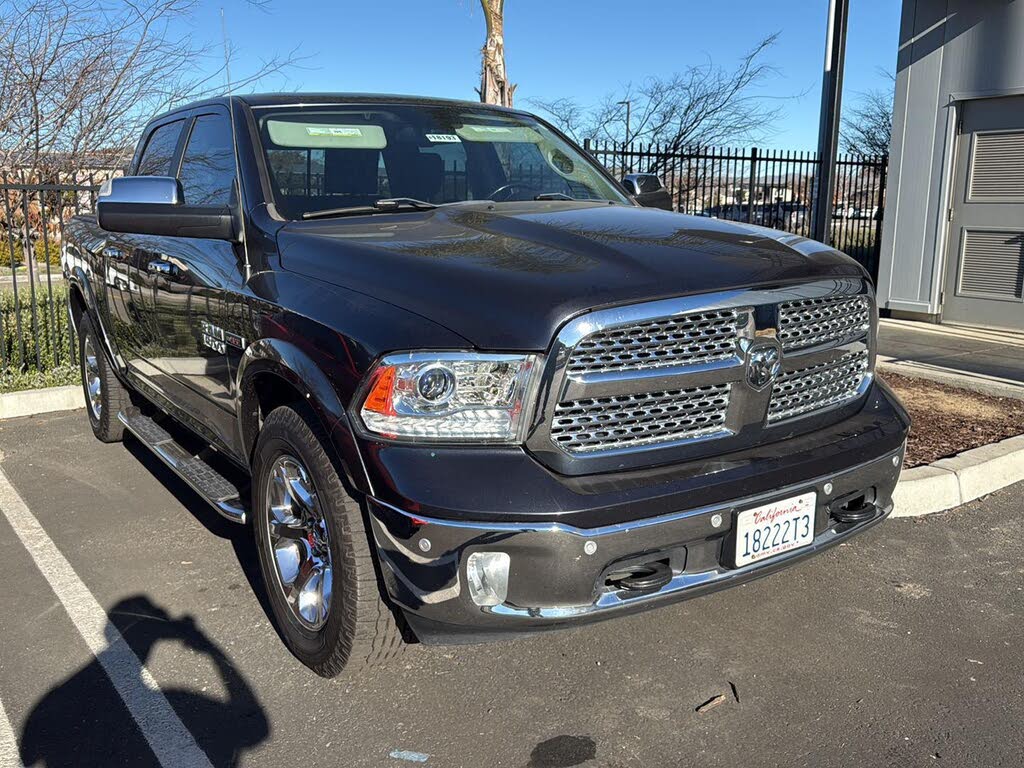 2018 RAM 1500 Laramie Crew Cab 4WD