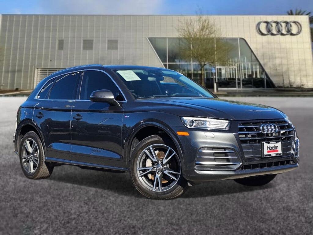 2020 Audi Q5 Hybrid Plug-in e quattro Premium 55 TFSI AWD