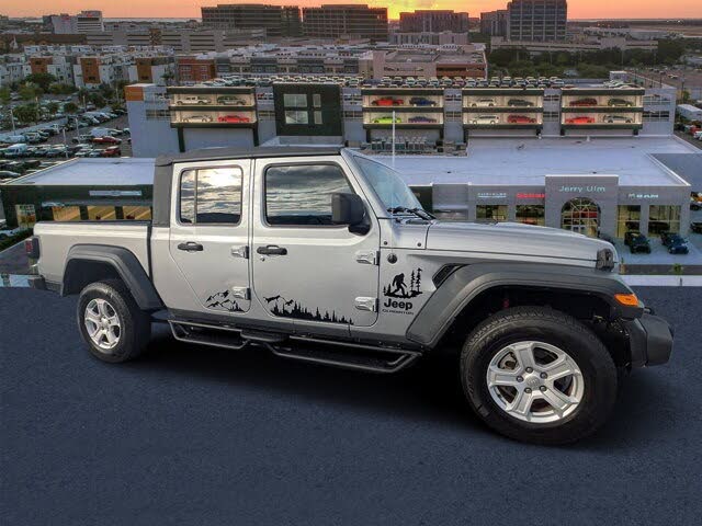 2021 Jeep Gladiator Sport Crew Cab 4WD