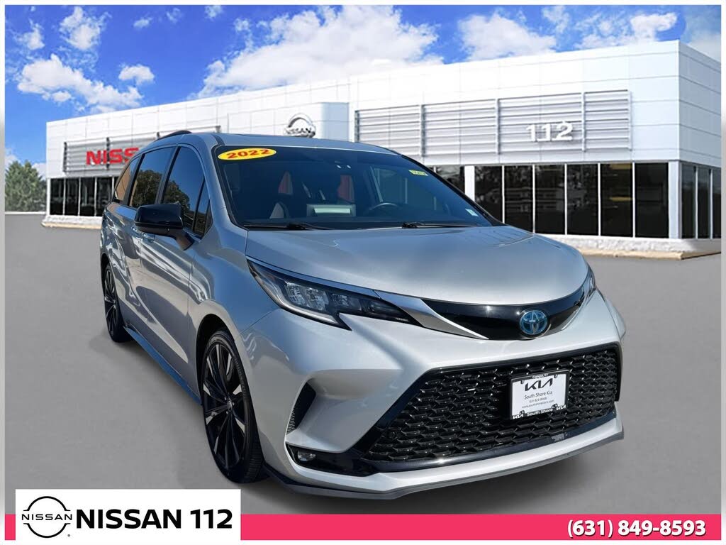 2022 Toyota Sienna XSE 7-Passenger AWD