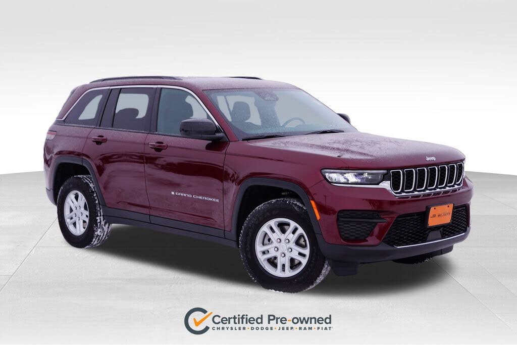2024 Jeep Grand Cherokee Laredo 4WD
