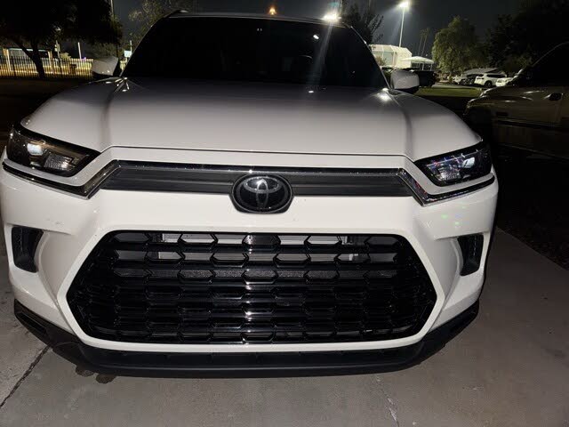 2024 Toyota Grand Highlander Hybrid XLE AWD