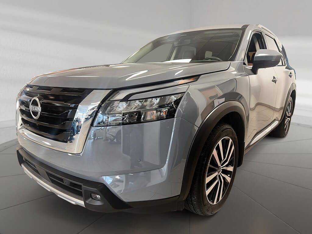 2025 Nissan Pathfinder Platinum 4WD