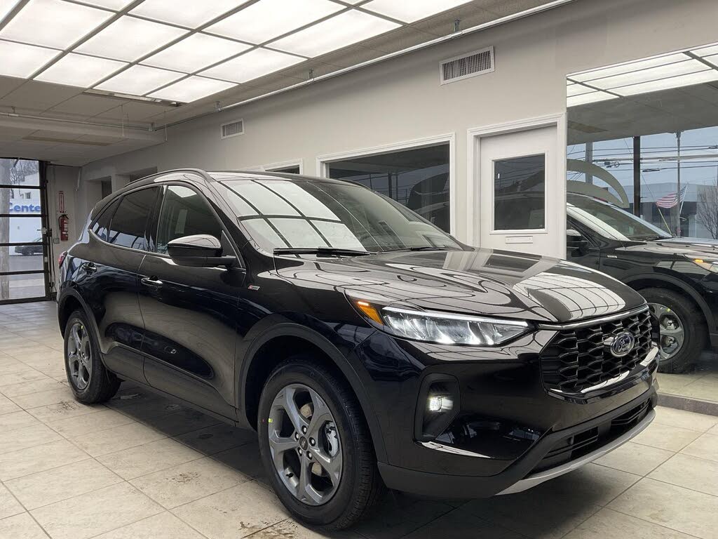 2026 Ford Escape Hybrid ST-Line Select AWD