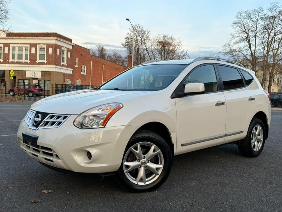 2011 Nissan Rogue S Krom Edition AWD