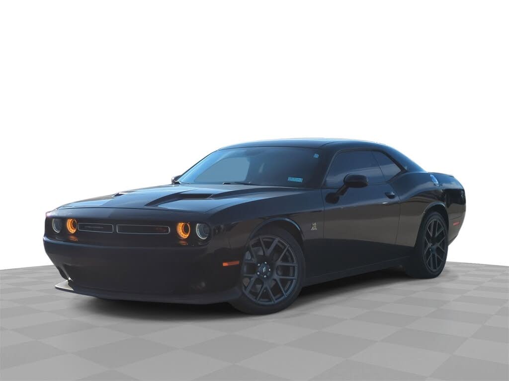 2017 Dodge Challenger R/T Scat Pack RWD