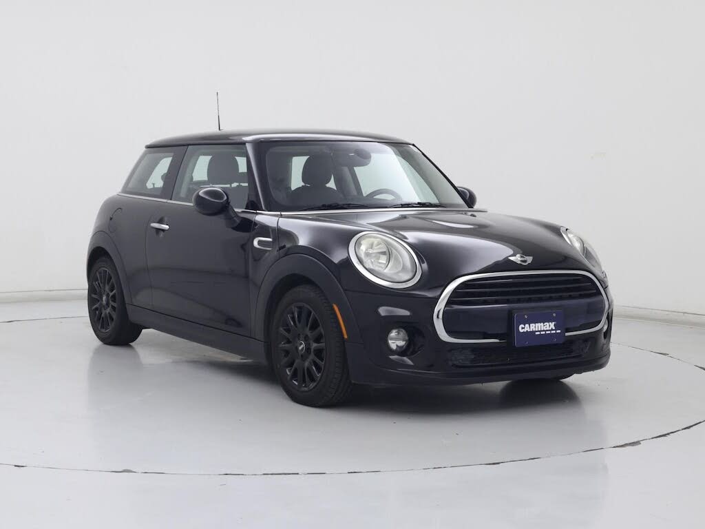 2017 MINI Cooper