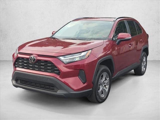 2022 Toyota RAV4 XLE FWD