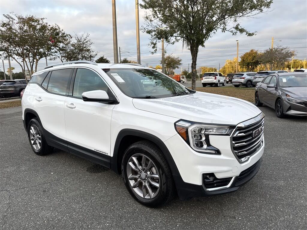 2024 GMC Terrain SLT AWD