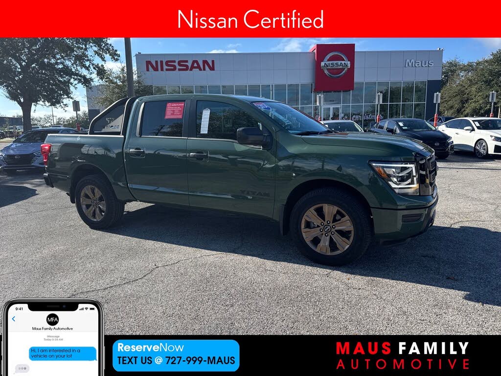 2024 Nissan Titan SV Crew Cab 4WD