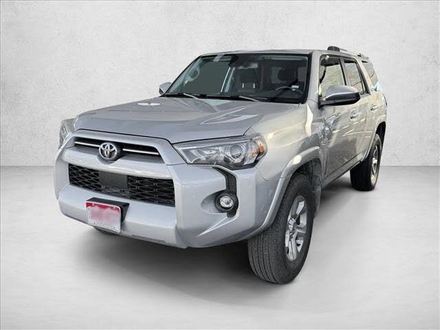 2024 Toyota 4Runner SR5 4WD