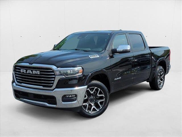 2025 RAM 1500 Laramie Crew Cab 4WD