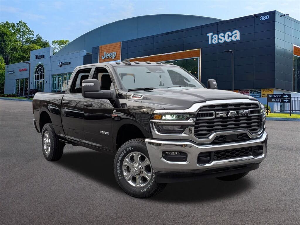 2025 RAM 2500 Big Horn Crew Cab 4WD