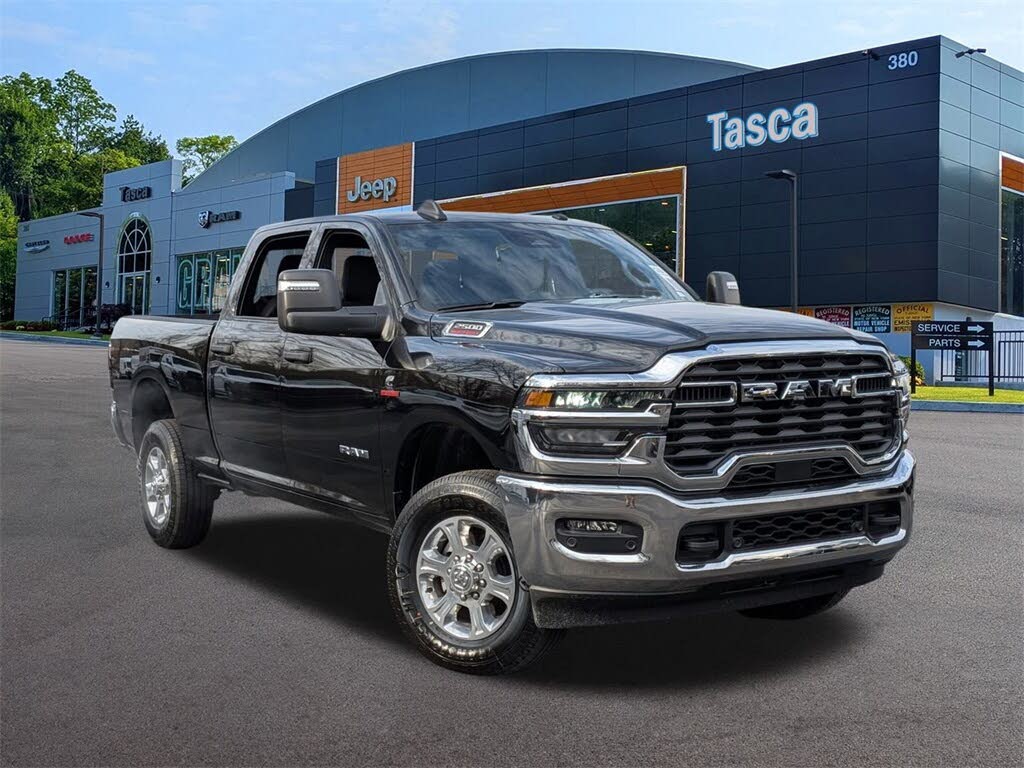 2025 RAM 2500 Big Horn Crew Cab 4WD