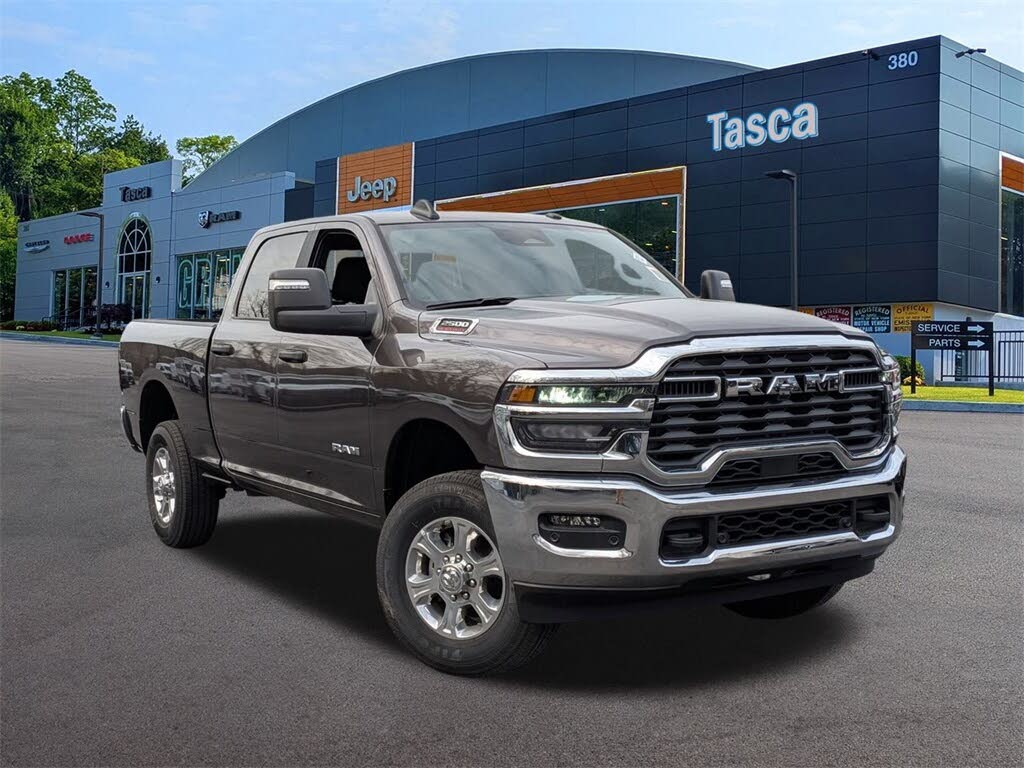 2025 RAM 2500 Big Horn Crew Cab 4WD
