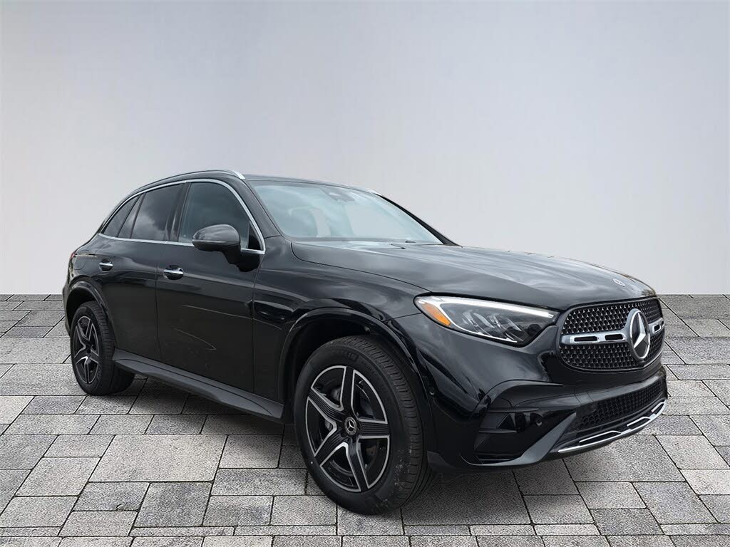 2026 Mercedes-Benz GLC 300 4MATIC
