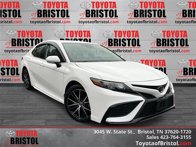 2024 Toyota Camry SE AWD