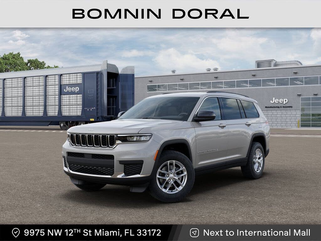 2025 Jeep Grand Cherokee L Laredo RWD