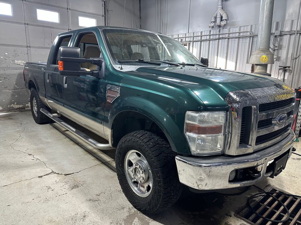 2008 Ford F-250 Super Duty XLT Crew Cab 4WD