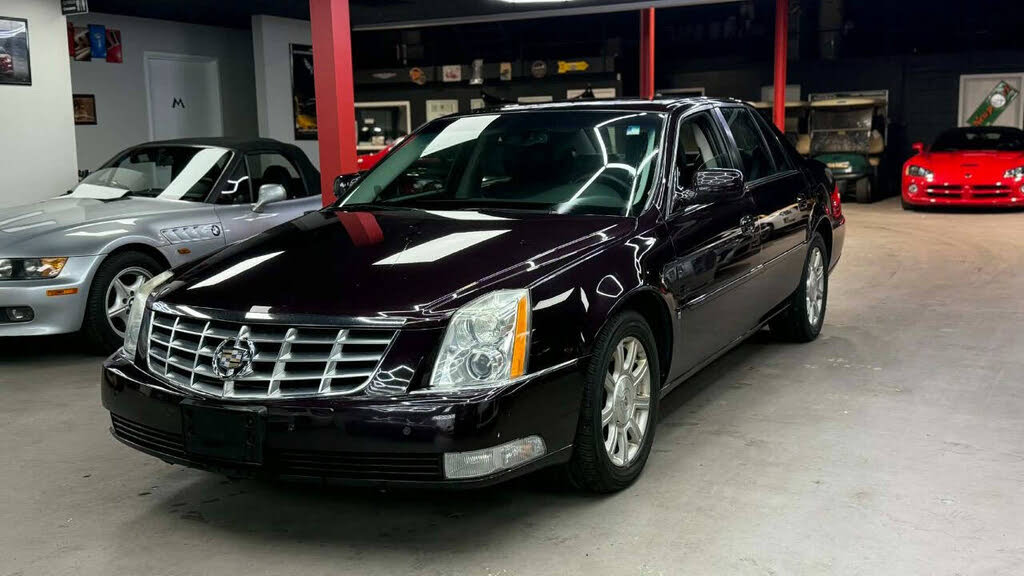 2009 Cadillac DTS Premium Luxury