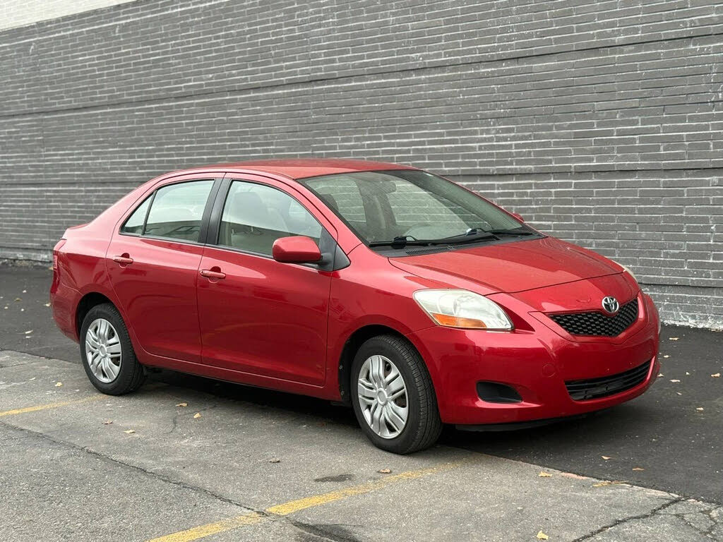 2009 Toyota Yaris Base