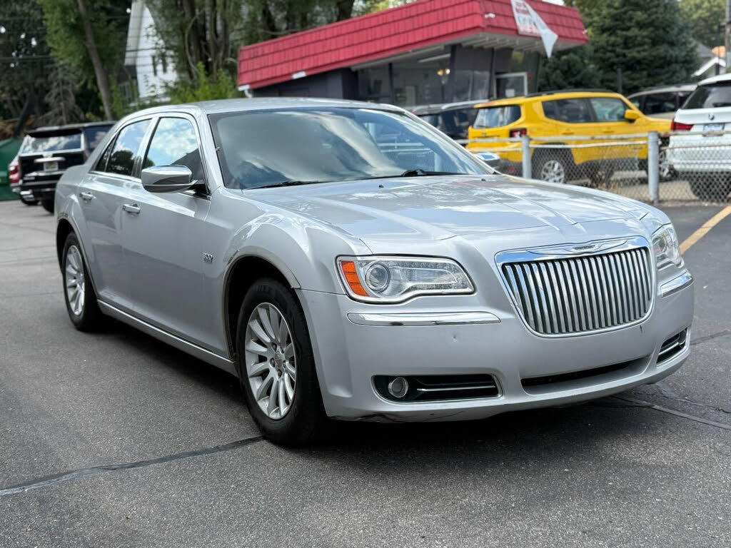 2012 Chrysler 300 Limited RWD